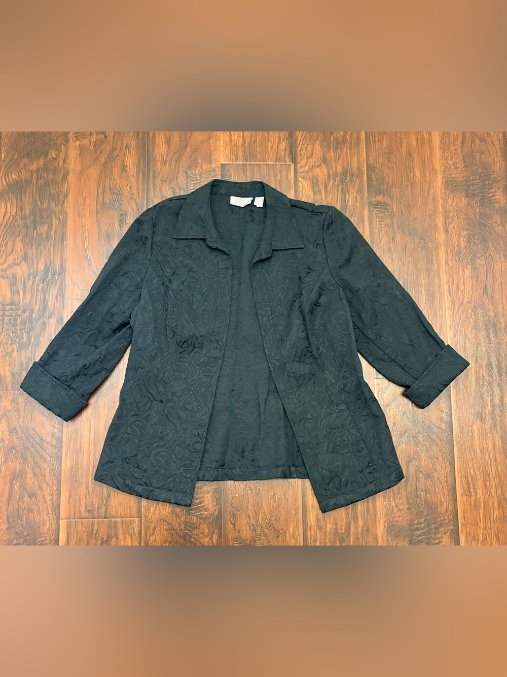 Chico’s Size 1 Black Floral Jacquard Open Front Jacket Blazer